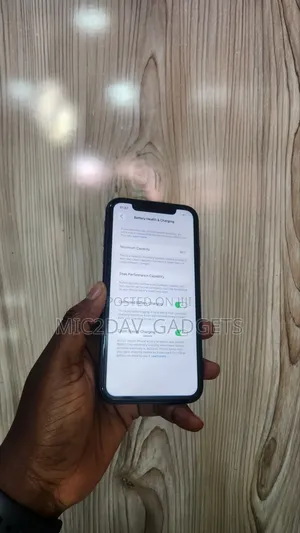 Apple iPhone 11 64 GB Black 