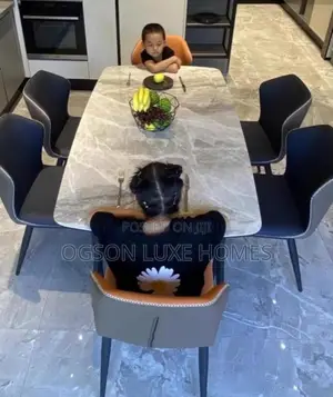 Quality Dining Table With Six Chairs
