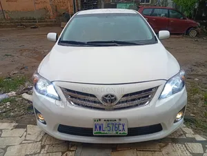 Toyota Corolla 2012 White