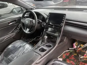 Toyota Avalon XSE Nightshade 2021 Silver