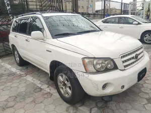 Toyota Highlander 2002 White