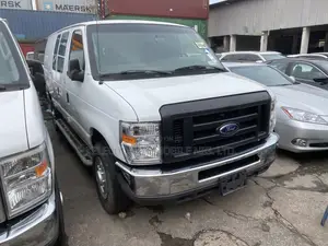 Ford E350 2014 White