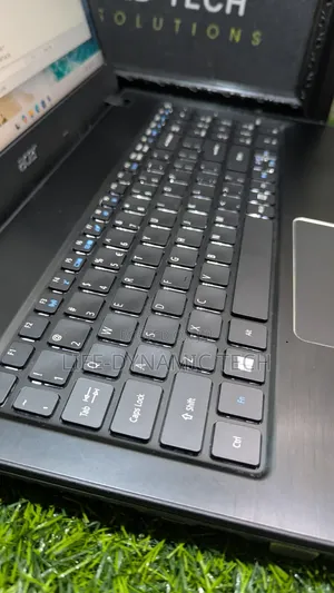 Laptop Acer Aspire E5-575 8GB Intel Core i3 HDD 500GB