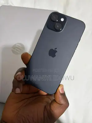 Apple iPhone 15 Plus 128 GB Gray