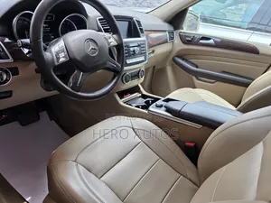 Mercedes-Benz M Class 2012 Gold