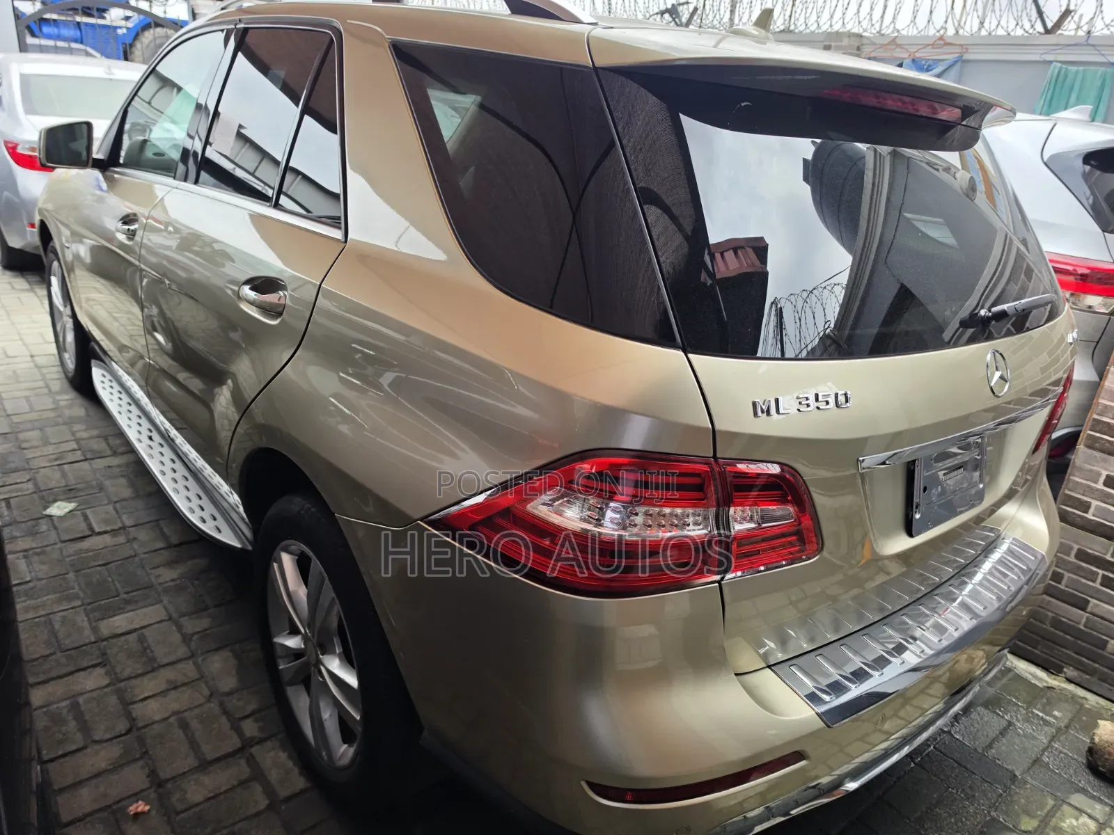Mercedes-Benz M Class 2012 Gold