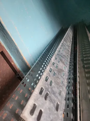 300mmx100mm Pre Galvanized Cable Tray