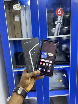 Samsung Galaxy Z Flip7 256 GB Black