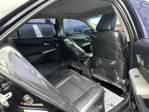Toyota Camry SE 4dr Sedan (2.5L 4cyl 6A) 2014 Black
