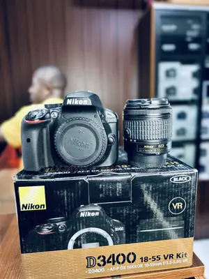 Nikon D3400 With Lens