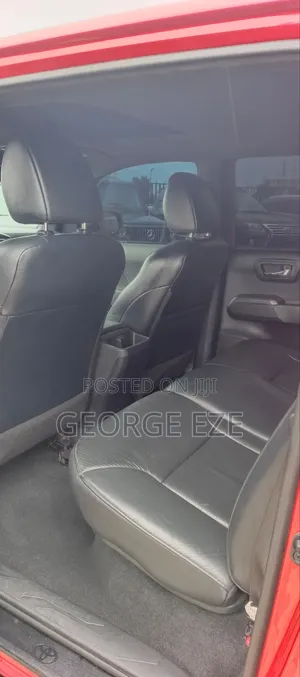 Toyota Tacoma 2021 Red