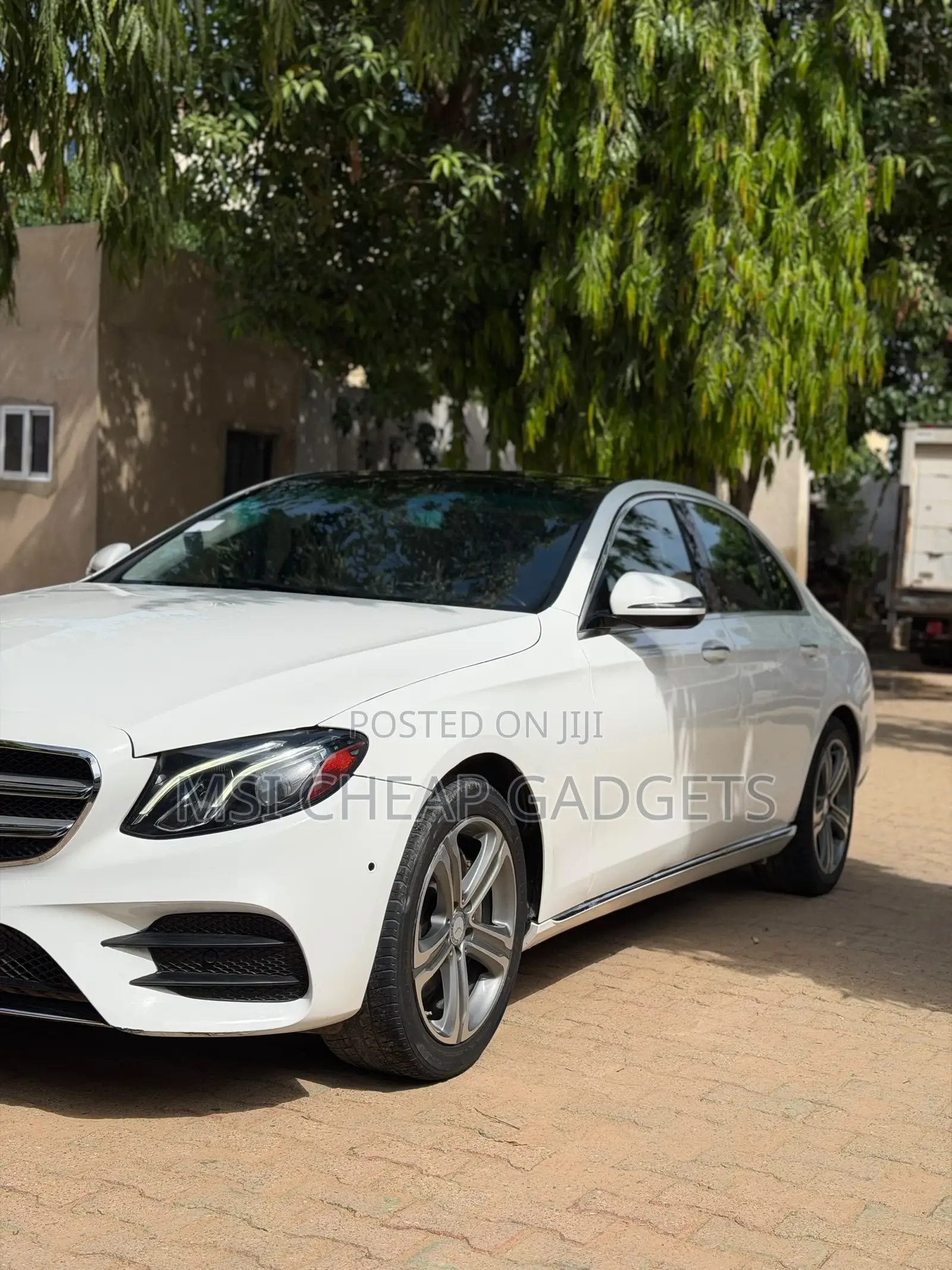 Mercedes-Benz E300 2017 White