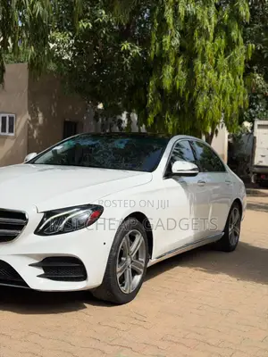 Mercedes-Benz E300 2017 White