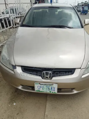 Honda Accord 2006 Gold