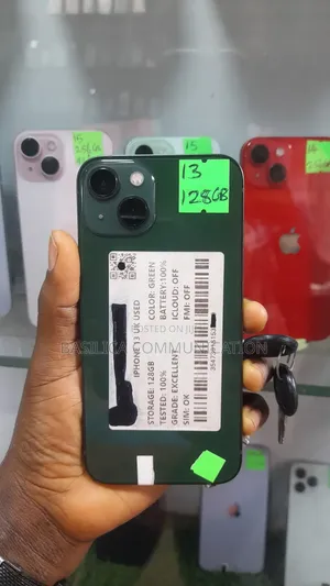 Apple iPhone 13 128 GB Green
