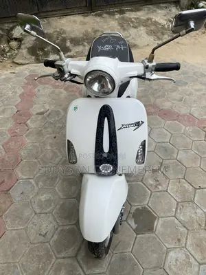 Kymco 2016 White