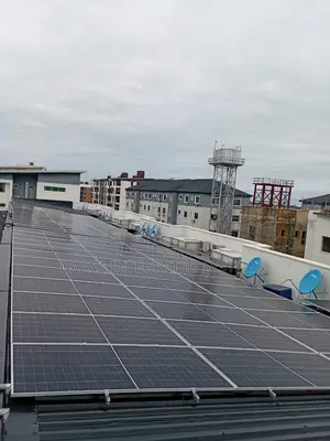 SOLAR JINKO 615W Bifacial N-Type Solar Panel