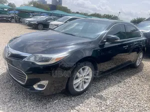 Toyota Avalon Limited 4dr Sedan (3.5L 6cyl 6A) 2014 Gray