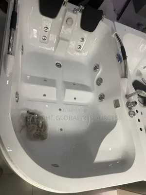 Double Jacuzzi