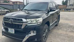 Toyota Land Cruiser 4.0 V6 GX-R 2013 Black