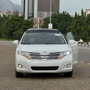 Toyota Venza V6 AWD 2010 White