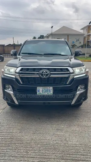 Toyota Land Cruiser 4.0 V6 GX-R 2013 Black