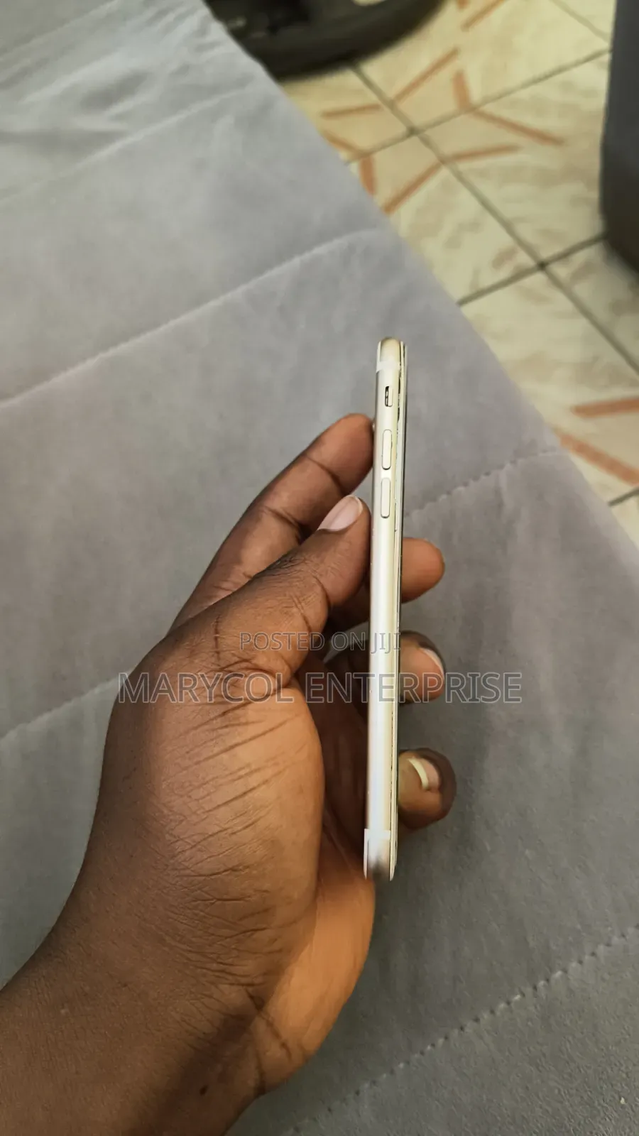 Apple iPhone 6 64 GB White