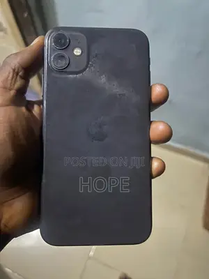 Apple iPhone 11 64 GB Black