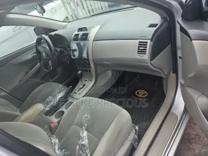 Toyota Corolla 2013 Silver