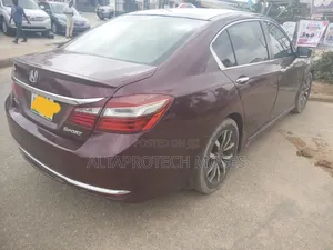 Honda Accord 2017 Maroon