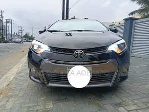 Toyota Corolla 2014 Black