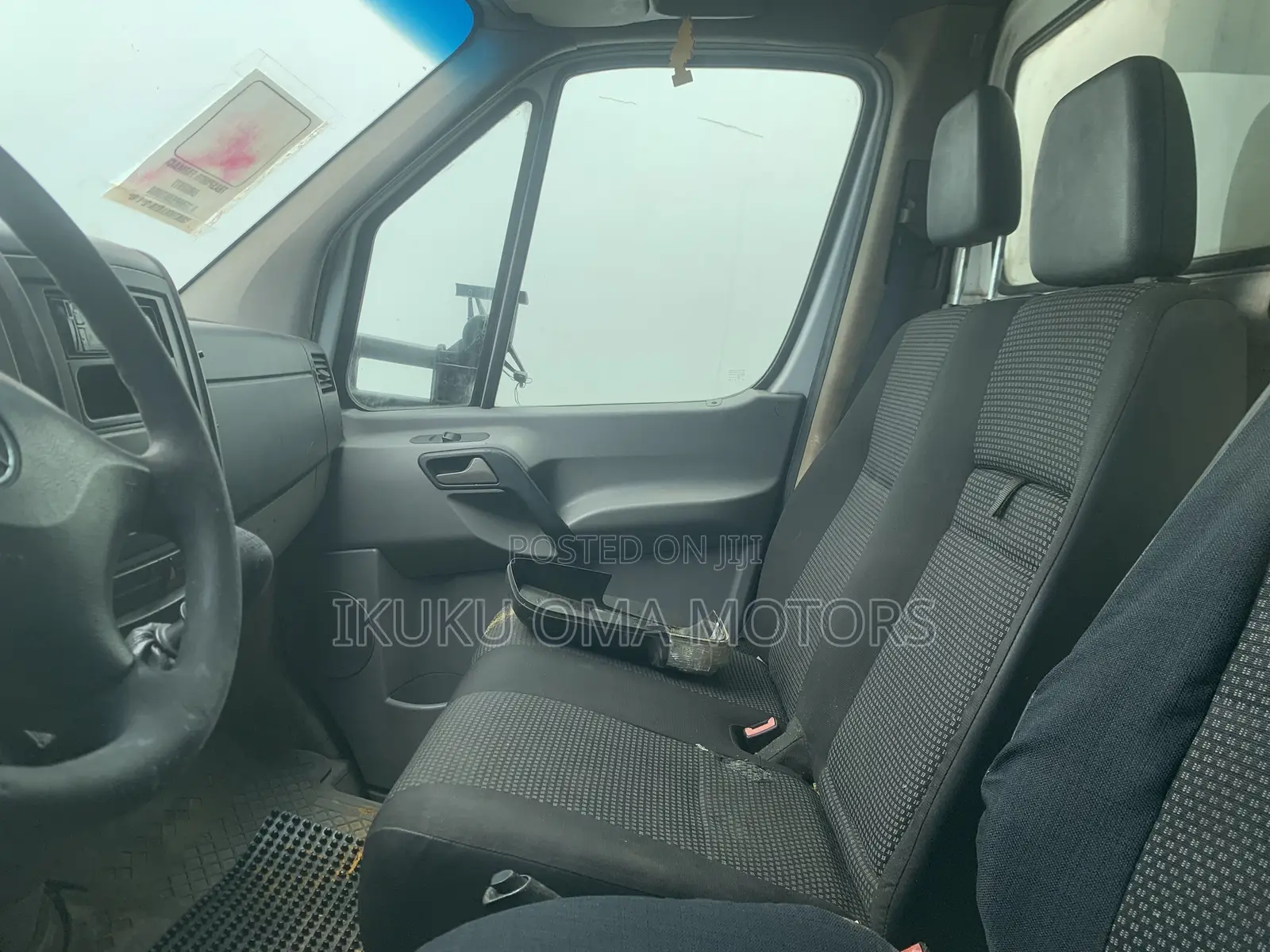Mercedes-Benz Sprinter 2002 White