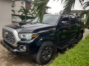 Toyota Tacoma 2019 Black