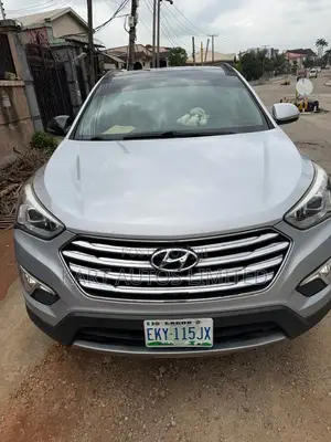 Hyundai Santa Fe SE AWD 2016 Silver