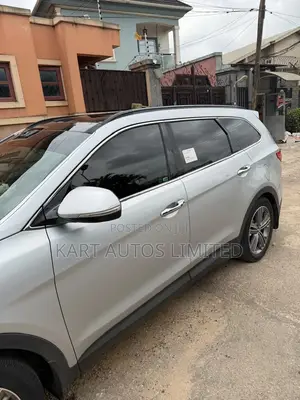 Hyundai Santa Fe SE AWD 2016 Silver