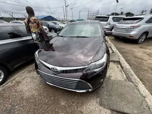 Toyota Avalon XLE 4dr Sedan (3.5L 6cyl 6A) 2014 Burgundy