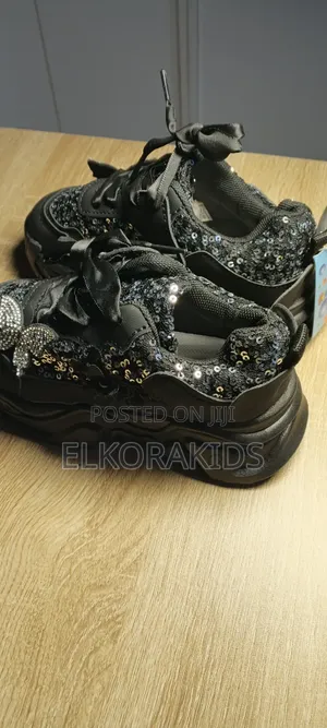 Black Sneakers for Girls
