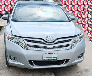 Toyota Venza 2010 Silver