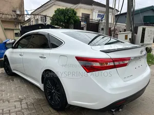 Toyota Avalon 2014 White