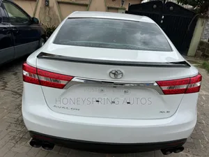 Toyota Avalon 2014 White