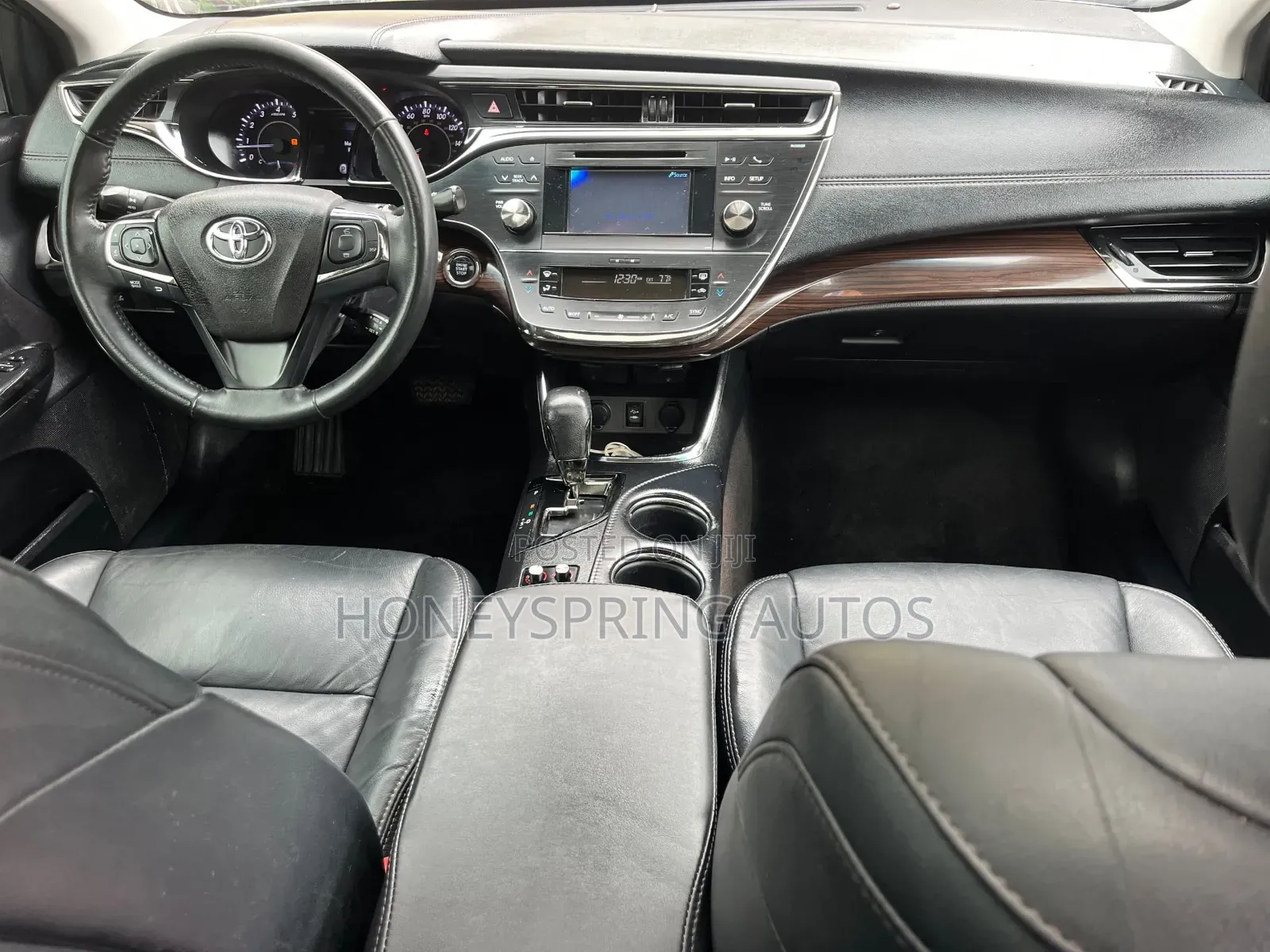 Toyota Avalon 2014 White