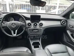Mercedes-Benz GLA 250 2015 Silver
