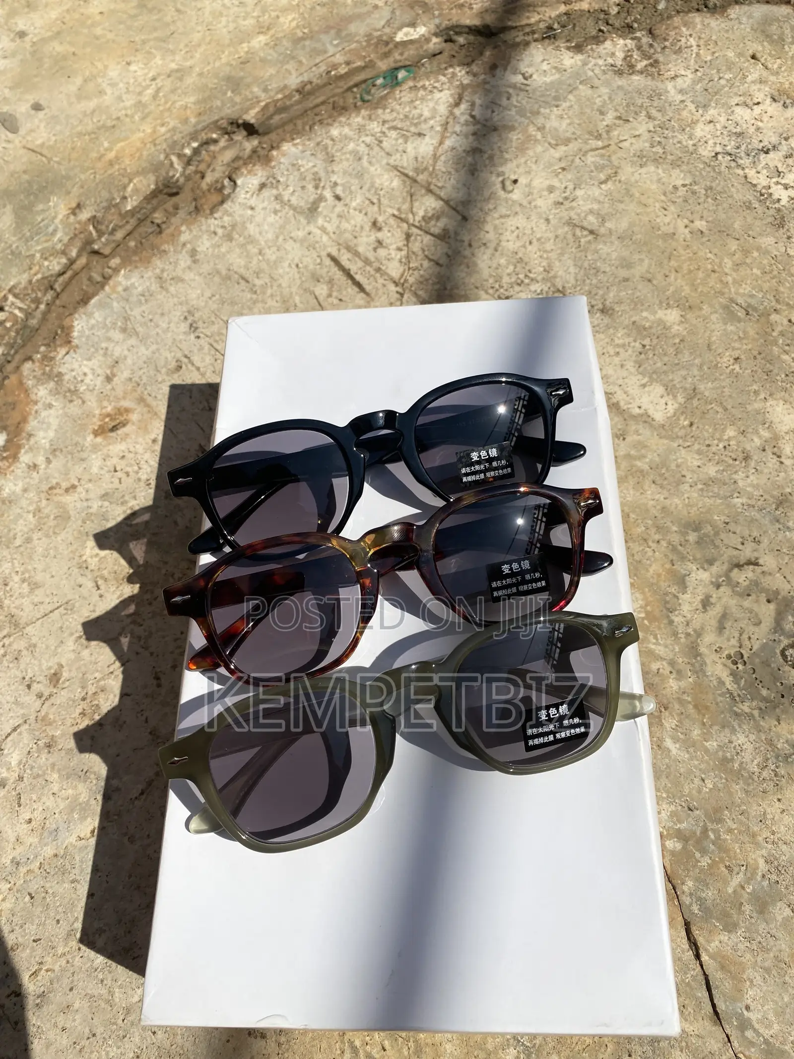 Photochromic Glasses