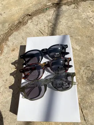 Photochromic Glasses