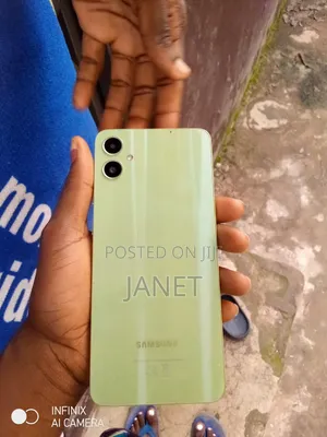 Samsung Galaxy A05 64 GB Green
