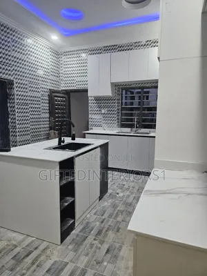 Modern Quality Kitchen Cabinet Design