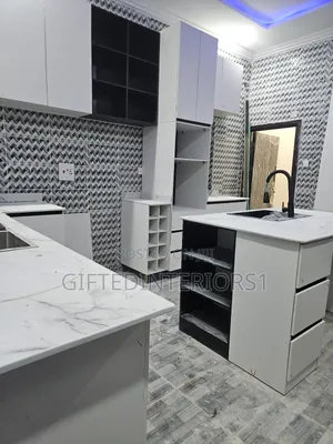 Modern Quality Kitchen Cabinet Design