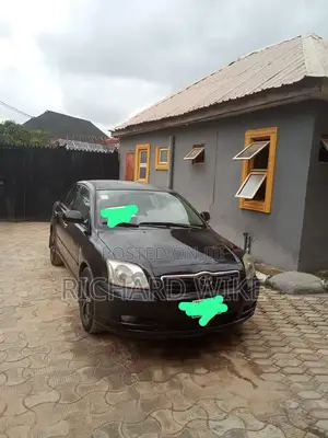 Toyota Avensis 2005 Black