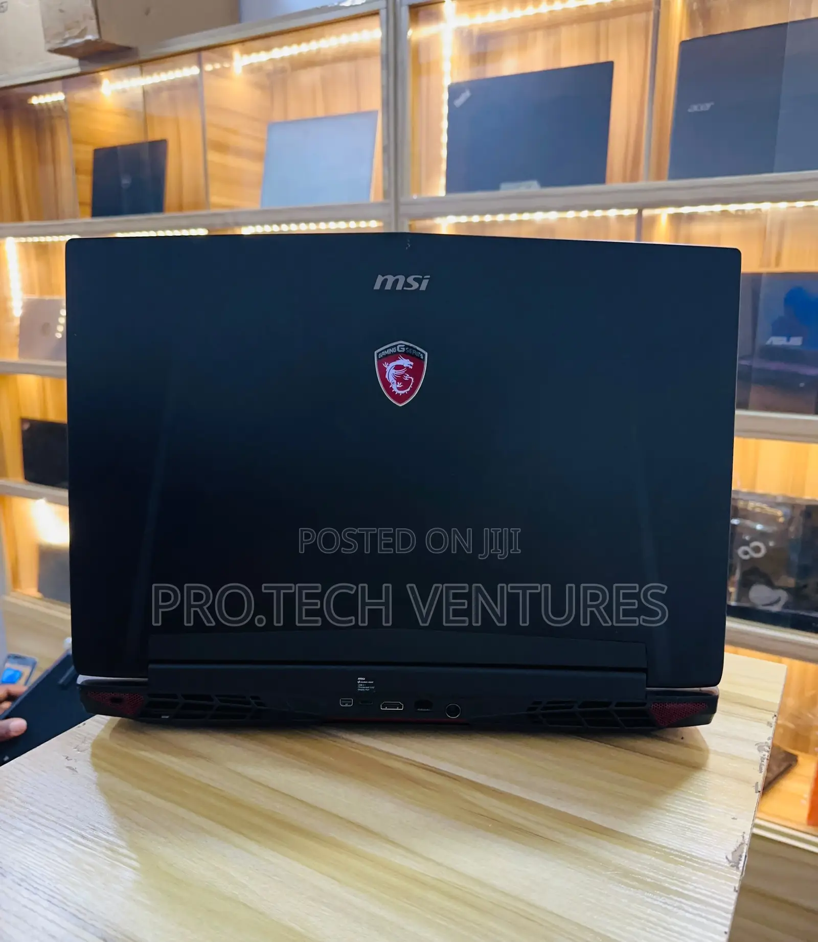 Laptop MSI 32GB Intel Core i7 SSD 512GB