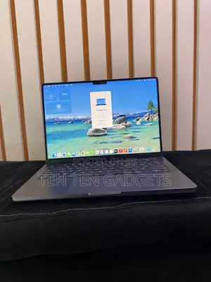 Laptop Apple MacBook Pro 2024 M4 16GB Apple M4 SSD 512GB